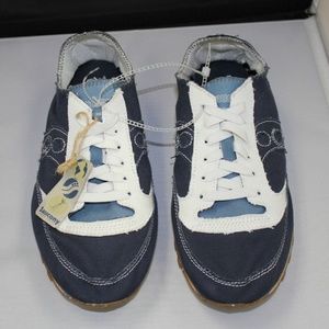 SAUCONY VEGAN CROSS TRAINING VEGAN SERIES NWT